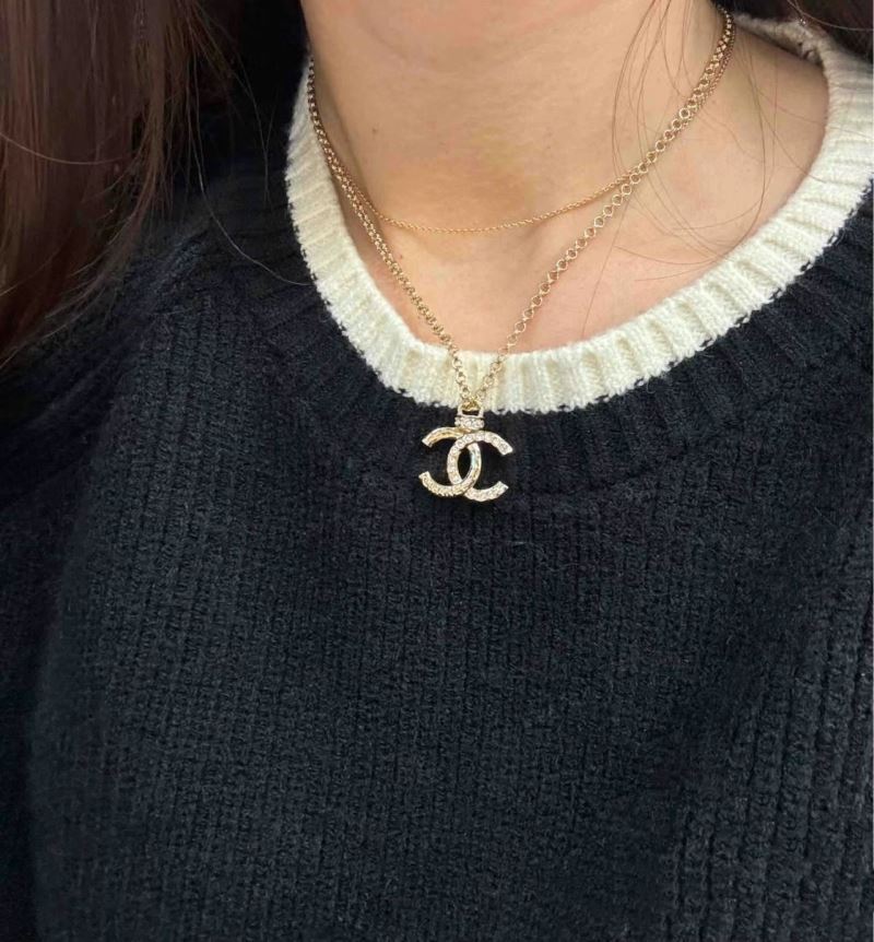 Ch**el necklaces